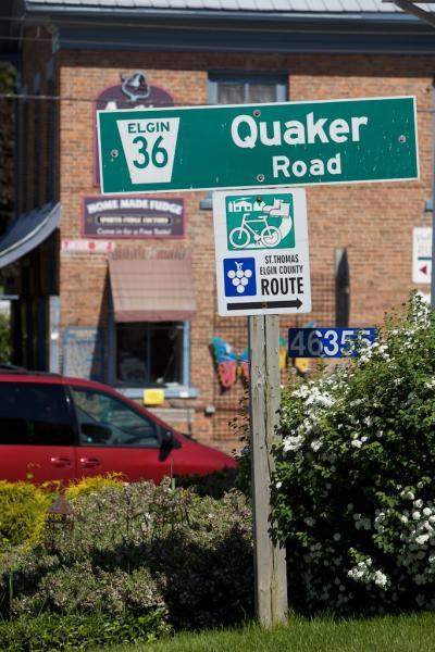 Quaker Road sign