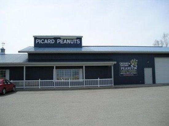 Front of Picard Peanuts store 